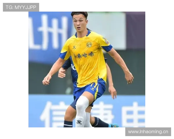 颜骏凌本赛季表现稳健，助力上海海港防线稳固