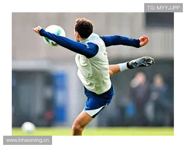 拉齐奥争冠能力不足话题：争冠形势压力与赛季走势面临考验