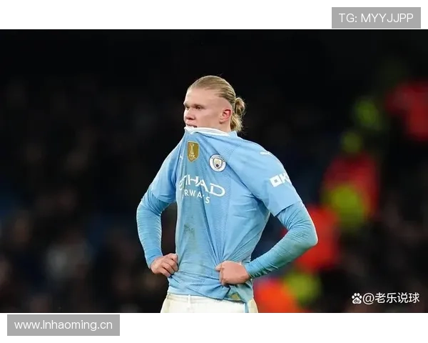 哈兰德与莱万新老中锋之争：终结效率、战术角色与历史定位的差距在哪